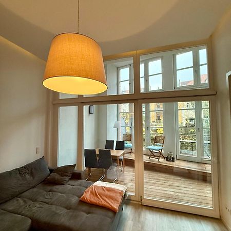 Relax-Wohnung Mit Balkon Ueber Die Weisse Elster Leipzig Bagian luar foto