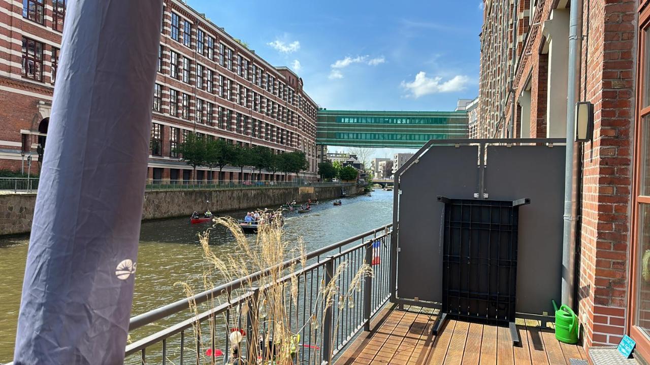 Relax-Wohnung Mit Balkon Ueber Die Weisse Elster Leipzig Bagian luar foto