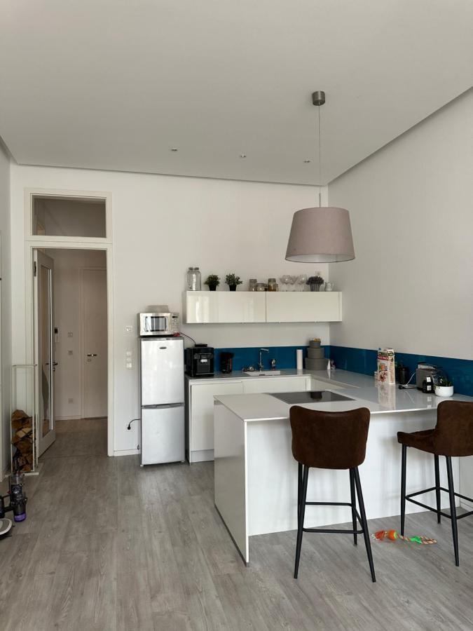 Relax-Wohnung Mit Balkon Ueber Die Weisse Elster Leipzig Bagian luar foto
